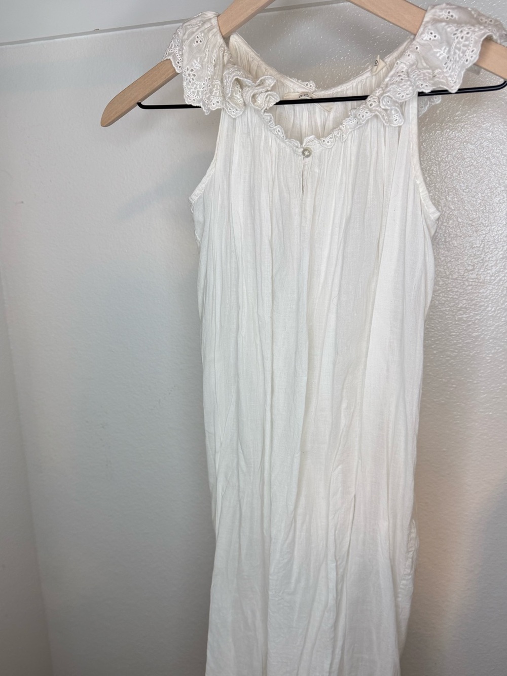 DÔEN Girls White Eyelet Lace Dress/Nightgown Size 10 Boho Prairie